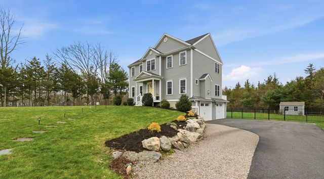 925 Pleasant St, Attleboro, MA 02703