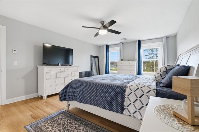 925 Pleasant St, Attleboro, MA 02703