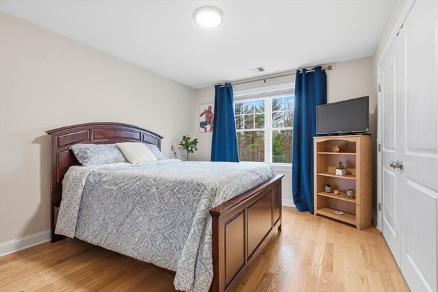 925 Pleasant St, Attleboro, MA 02703