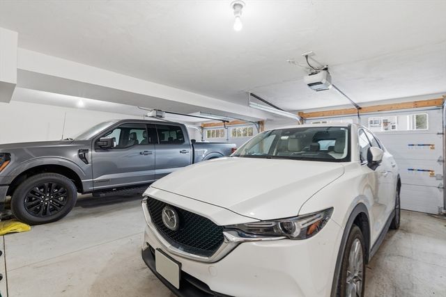 925 Pleasant St, Attleboro, MA 02703