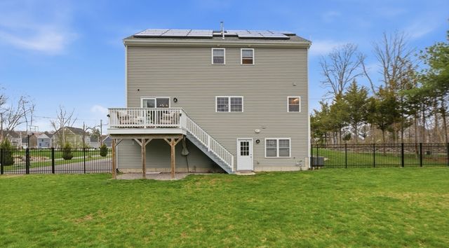 925 Pleasant St, Attleboro, MA 02703