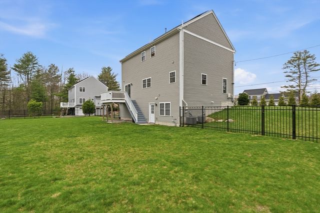 925 Pleasant St, Attleboro, MA 02703