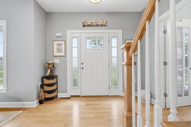 925 Pleasant St, Attleboro, MA 02703