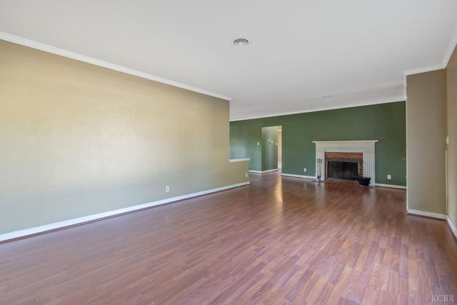 8518 12th Avenue, Hanford, CA 93230