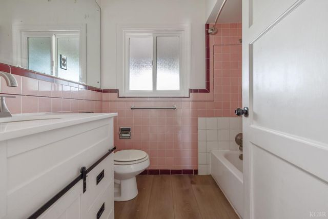 8518 12th Avenue, Hanford, CA 93230