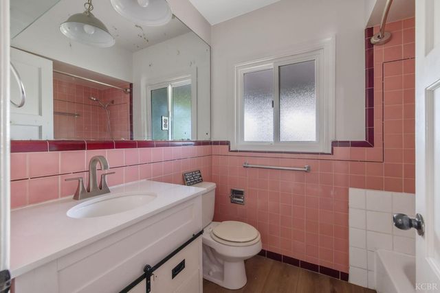 8518 12th Avenue, Hanford, CA 93230