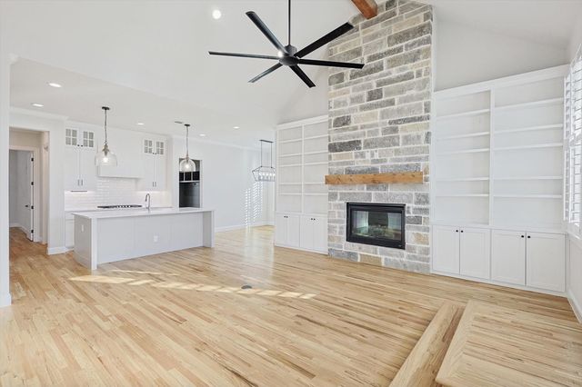 417 Cole Lane, Midlothian, TX 76065