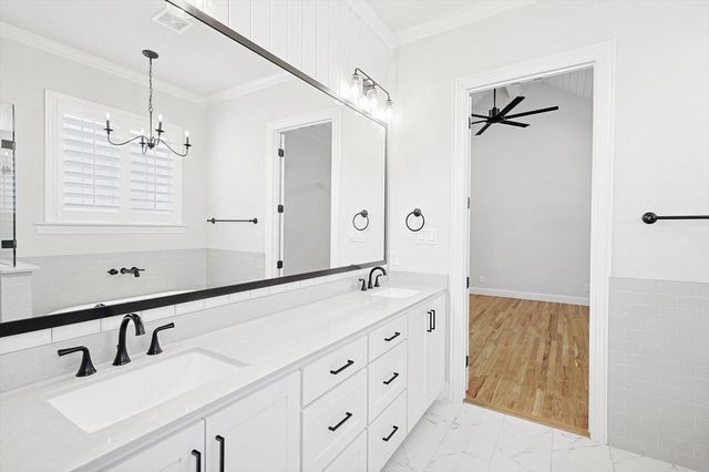 417 Cole Lane, Midlothian, TX 76065