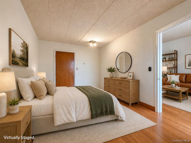 130-14 60th Avenue 2E, Flushing, NY 11355