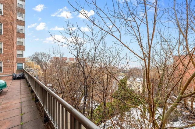 50 Fort Place A6A, Staten Island, NY 10301