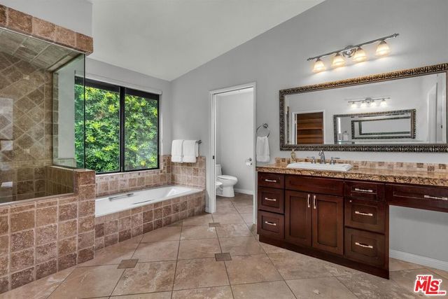 13250 Fulton Court, Sherman Oaks, CA 91401