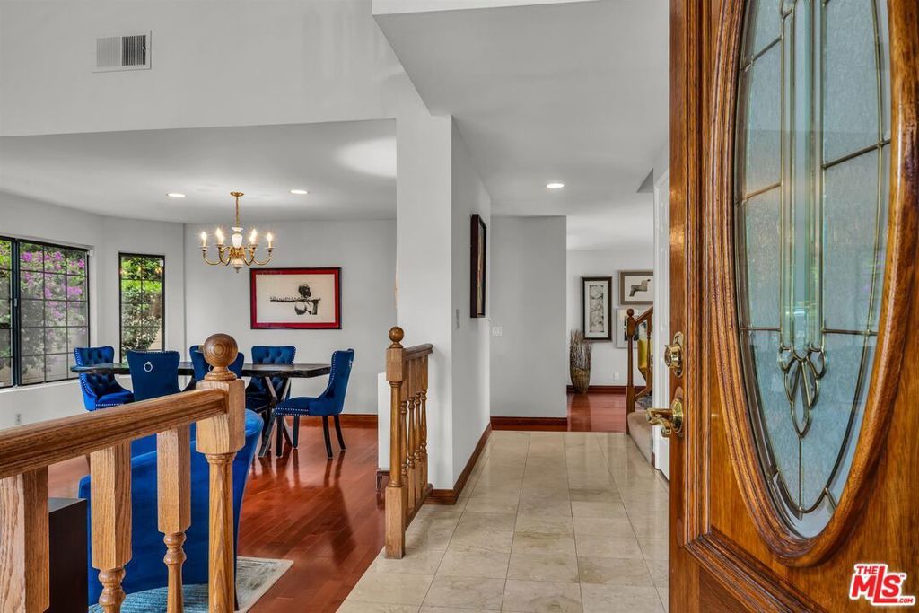 13250 Fulton Court, Sherman Oaks, CA 91401