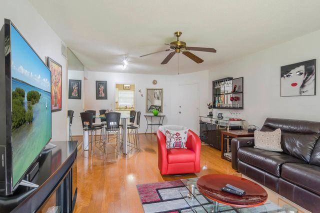 10693 N Military Trail 11, Palm Beach Gardens, FL 33410