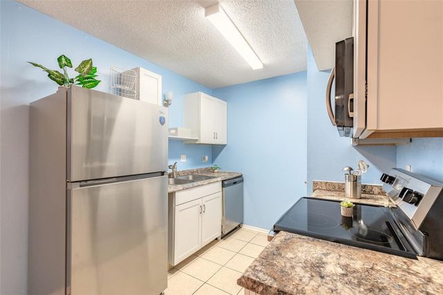 1600 BIG TREE ROAD B7, South Daytona, FL 32119