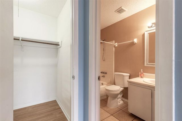 1600 BIG TREE ROAD B7, South Daytona, FL 32119