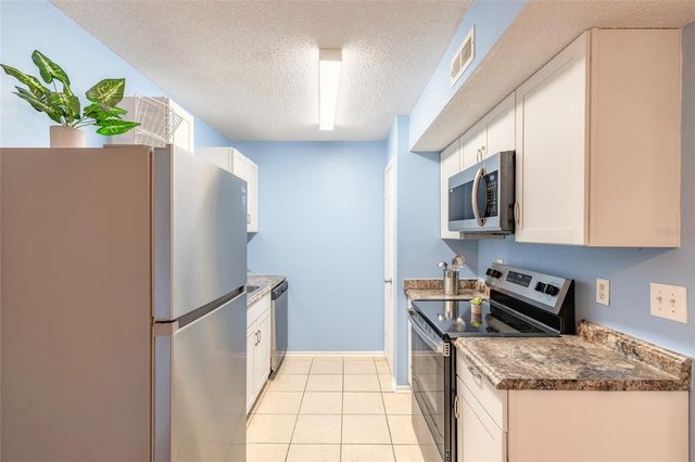 1600 BIG TREE ROAD B7, South Daytona, FL 32119