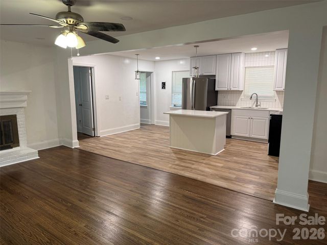 1662 Browns Avenue, Charlotte, NC 28208