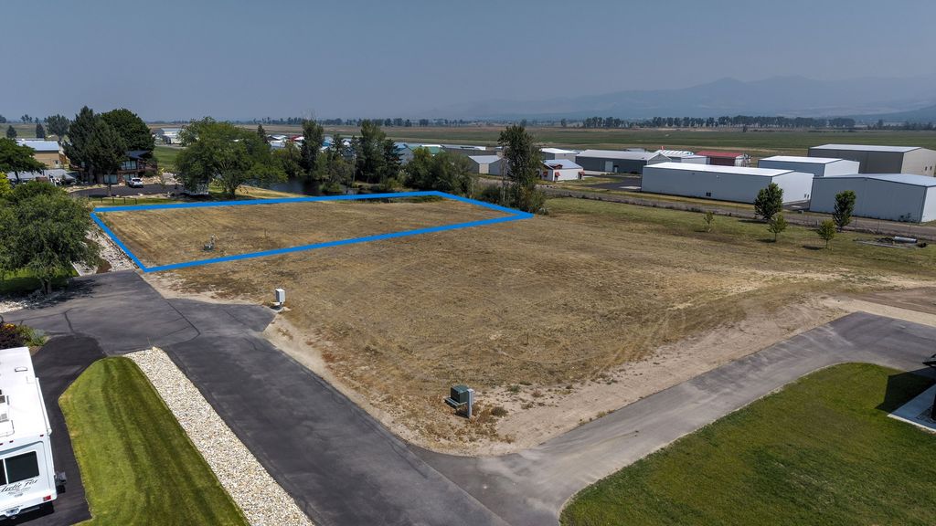 186 Jet Lane, Hamilton, MT 59840 photo 2