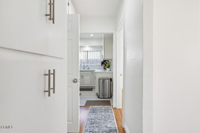 1020 Cerritos Avenue, Long Beach, CA 90813