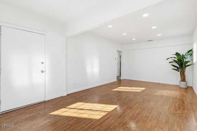 1020 Cerritos Avenue, Long Beach, CA 90813