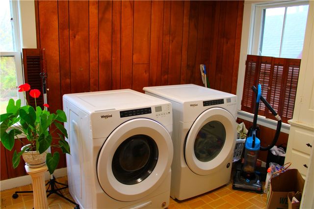 67 Dexter Road, Scituate, RI 02857