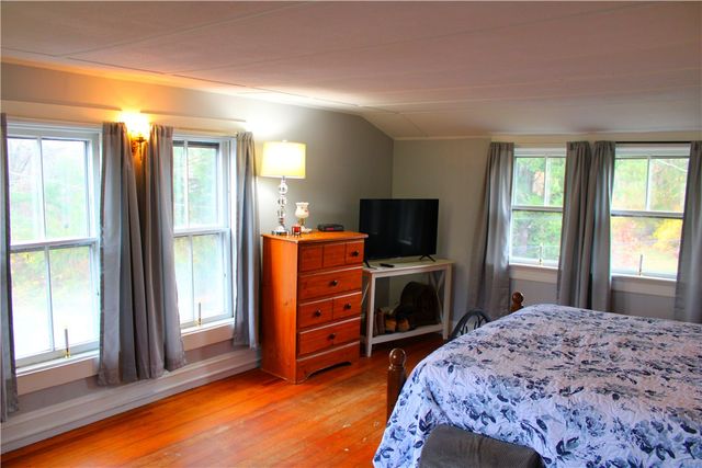 67 Dexter Road, Scituate, RI 02857