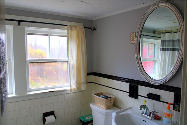 67 Dexter Road, Scituate, RI 02857