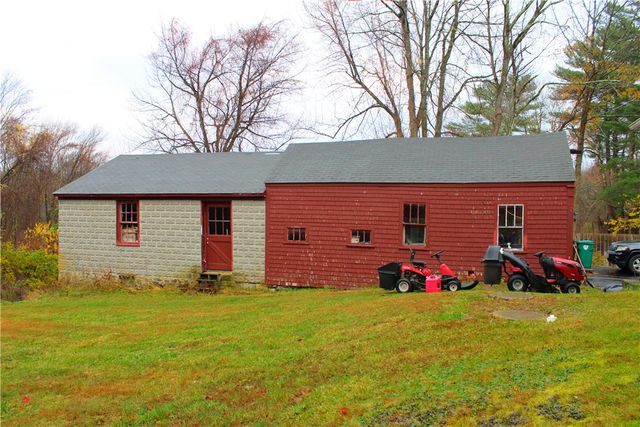 67 Dexter Road, Scituate, RI 02857