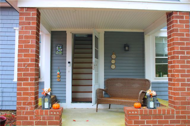 67 Dexter Road, Scituate, RI 02857