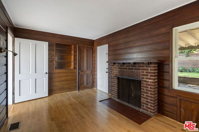 3815 Franklin Avenue, Los Angeles, CA 90027