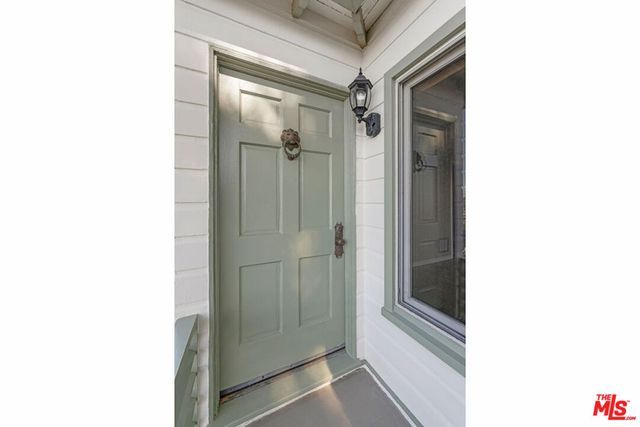 3815 Franklin Avenue, Los Angeles, CA 90027