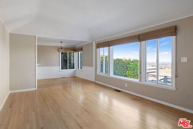 3815 Franklin Avenue, Los Angeles, CA 90027