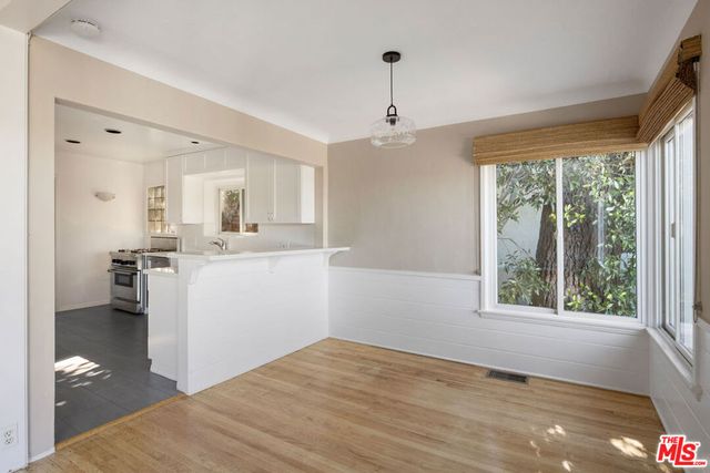 3815 Franklin Avenue, Los Angeles, CA 90027