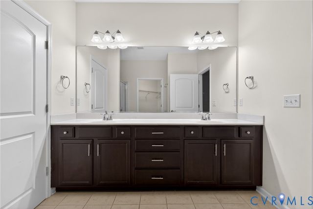 12130 Blossom Point Rd, Chester, VA 23831