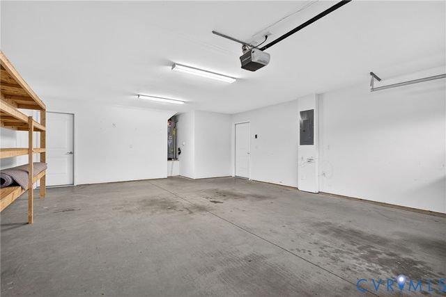 12130 Blossom Point Rd, Chester, VA 23831