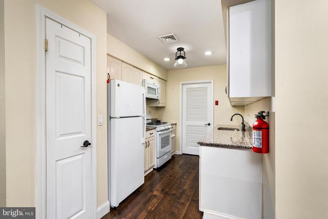 6 ISA CT, Trenton, NJ 08691
