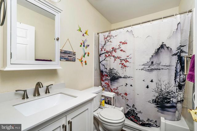 6 ISA CT, Trenton, NJ 08691