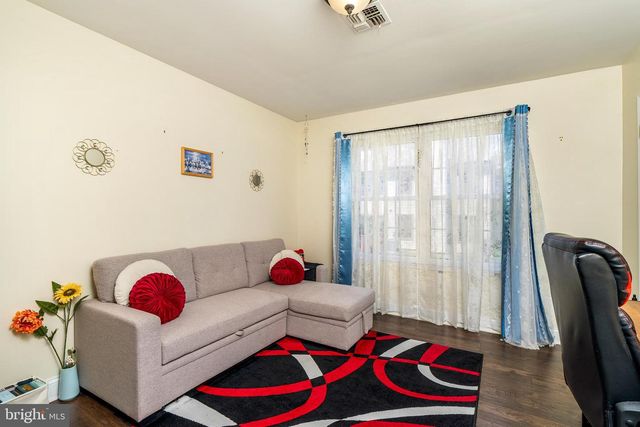6 ISA CT, Trenton, NJ 08691