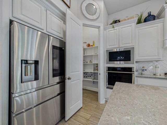 9623 Wright Drive, Manvel, TX 77578