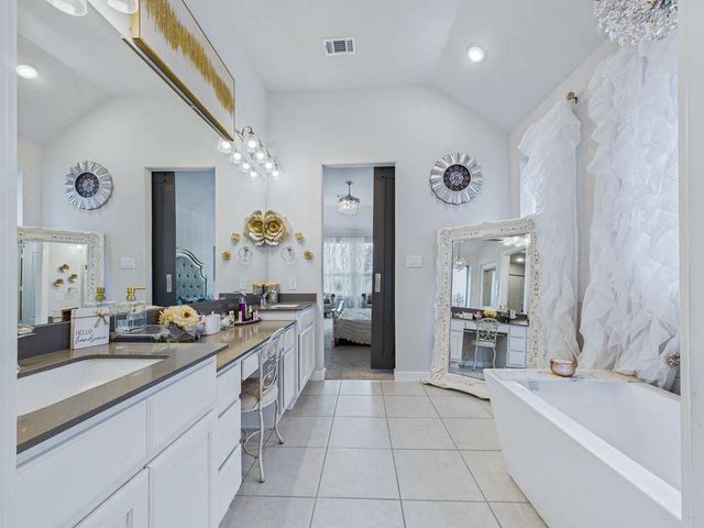 9623 Wright Drive, Manvel, TX 77578