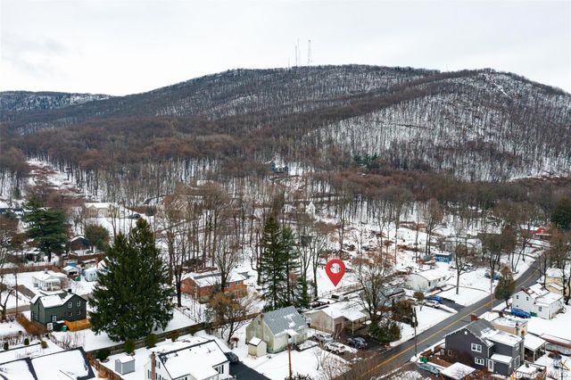 28 Howland Avenue, Beacon, NY 12508