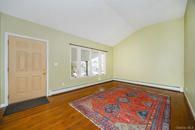 28 Howland Avenue, Beacon, NY 12508