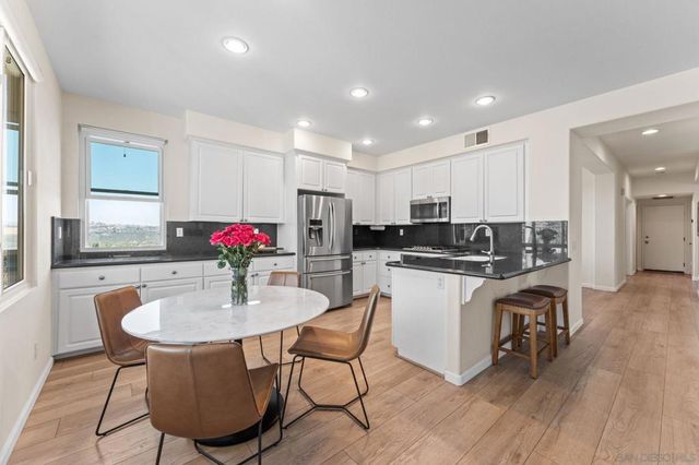 3722 Sandpoint, Carlsbad, CA 92010