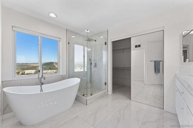 3722 Sandpoint, Carlsbad, CA 92010