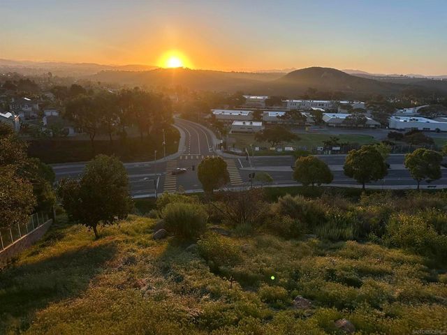 3722 Sandpoint, Carlsbad, CA 92010