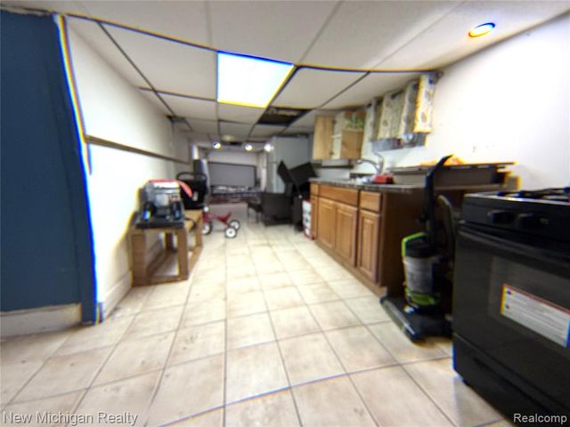 5510 Bingham Street, Dearborn, MI 48126