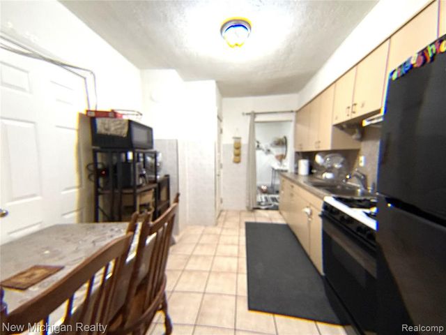 5510 Bingham Street, Dearborn, MI 48126