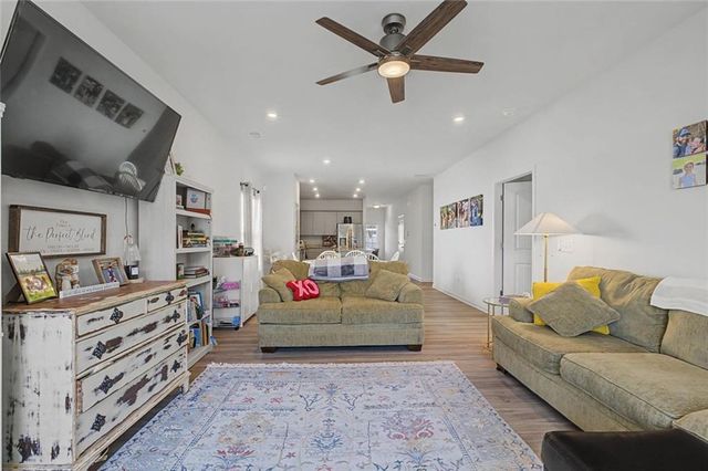 213 Sycamore Drive, Calhoun, GA 30701