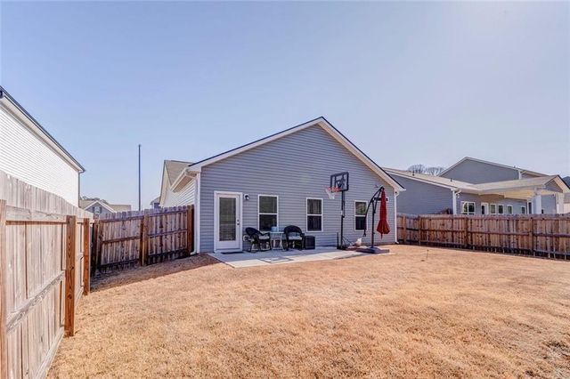 213 Sycamore Drive, Calhoun, GA 30701