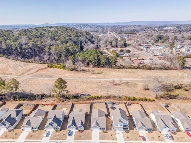 213 Sycamore Drive, Calhoun, GA 30701